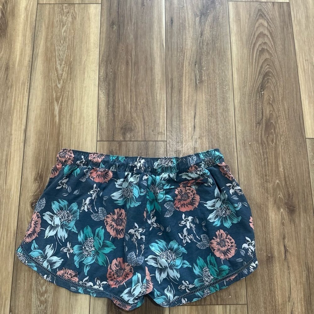 Prana women’s floral mariya board shorts size XL - Picture 6 of 8